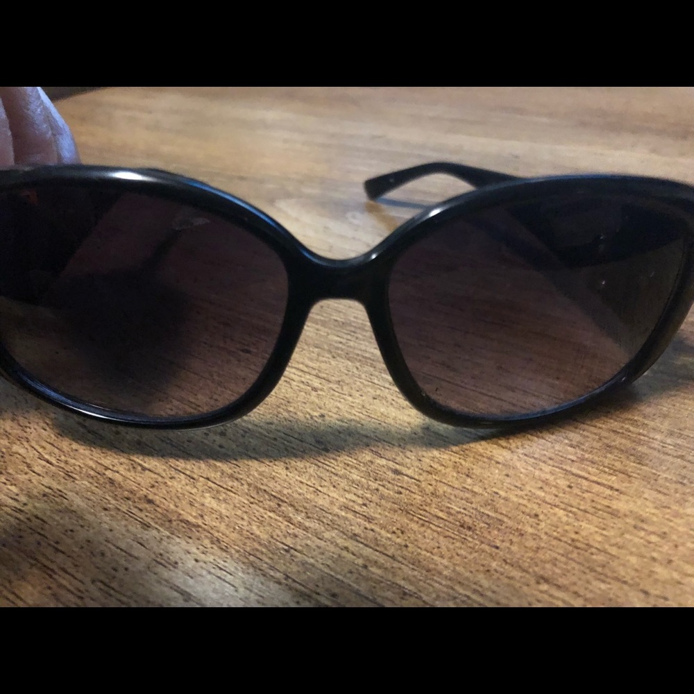 Guess Shades